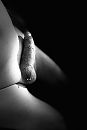 Met piercing, foto 2638x3896, 2 reacties, 12 stemmen