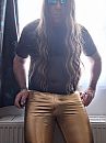 My bulge in golden spandex, foto 2448x3264, 1 reacties, 2 stemmen