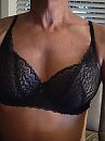 Nieuwe bh, foto 2208x2944, 11 reacties, 7 stemmen