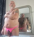 Nieuwe string, foto 2056x2208, 7 reacties, 14 stemmen