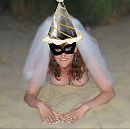 Oben ohne im Sand, foto 491x490, 7 reacties, 35 stemmen