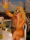 Proost, foto 408x544, 5 reacties, 45 stemmen