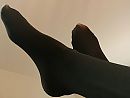 Sissyfeet in nylons <3, foto 1080x821, 1 reacties, 4 stemmen