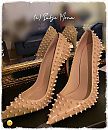 Spike heels, foto 2408x2886, 6 reacties, 30 stemmen
