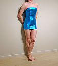 Strak, kort en shiny jurkje, foto 1051x1200, 16 reacties, 34 stemmen
