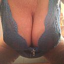 Tieten, foto 720x720, 10 reacties, 31 stemmen