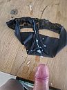 Verloren slipje, foto 3000x4000, 2 reacties, 4 stemmen