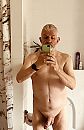 Voor de spiegel, foto 2042x3145, 10 reacties, 22 stemmen