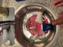 Weer verse kopjes klaar maken, film 00:00:00, 4 reacties, 5 stemmen