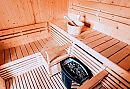 Welke vrouw, foto 721x499, 1 reacties, 2 stemmen