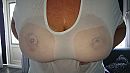 Wet T-shirt, foto 3840x2160, 7 reacties, 30 stemmen