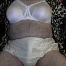 Witte lingerie, foto 194x194, 1 reacties, 1 stemmen