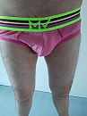 Wue vindt nieuwe  slips...., foto 3000x4000, 4 reacties, 7 stemmen