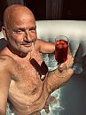 Zin in een Royal Kir?, foto 2316x3088, 0 reacties, 2 stemmen