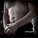 a man in jeans, foto 892x894, 0 reacties, 0 stemmen