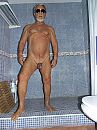 after sun a good douche, foto 1536x2048, 0 reacties, 1 stemmen