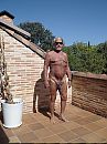 here i am again naked at home, foto 2304x3072, 0 reacties, 2 stemmen