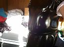iemand latex intrese, foto 4000x3000, 1 reacties, 5 stemmen