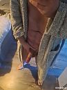 ik, foto 750x1000, 1 reacties, 3 stemmen