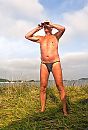 in mijn mini slip, foto 1697x2483, 1 reacties, 3 stemmen