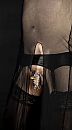 kinky outfit en kooitje, foto 2247x4000, 1 reacties, 2 stemmen