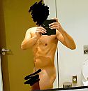 mirror selfie, foto 1858x1908, 3 reacties, 3 stemmen