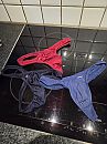 strings, foto 1443x1925, 6 reacties, 11 stemmen