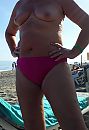 topless, foto 1863x2692, 16 reacties, 39 stemmen