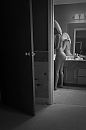 voyeur (zwart-wit), foto 2188x3283, 36 reacties, 95 stemmen