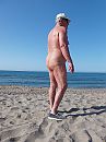walking in the beach, foto 3000x4000, 0 reacties, 1 stemmen