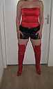 zwart en rood, foto 1296x2184, 30 reacties, 100 stemmen