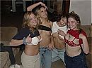ik op verjaardagsfeest, foto 320x240, 1 reacties, 1 stemmen