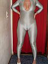 Catsuit, foto 2304x3072, 37 reacties, 191 stemmen