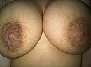 haar tieten, foto 2048x1497, 3 reacties, 7 stemmen