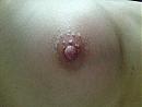 harde tepel, foto 640x480, 1 reacties, 3 stemmen
