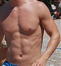 ik, foto 696x750, 1 reacties, 2 stemmen