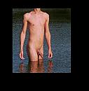 lekker in het water, foto 558x575, 9 reacties, 31 stemmen